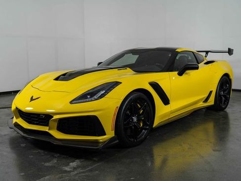 Used 2019 Chevrolet Corvette ZR1 image 4