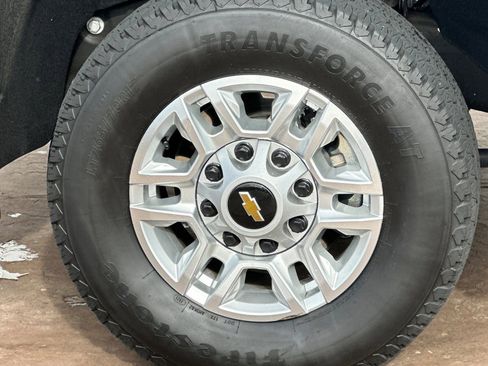 Used 2025 Chevrolet Silverado 2500 W/T w/ WT/CX Safety Package image 30