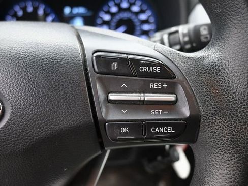 Used 2019 Hyundai Kona SE AWD/4WD image 18