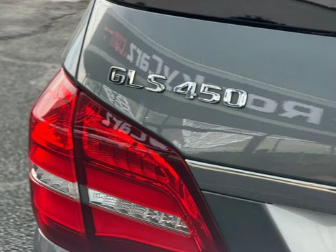 Used 2019 Mercedes-Benz GLS 450 4MATIC image 4