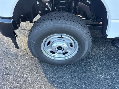 New 2026 Ford F250 XL w/ Snow Plow Prep Package image 14
