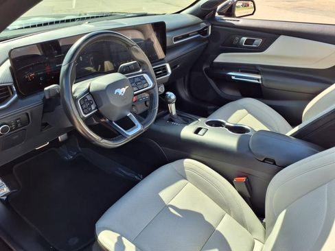 Used 2024 Ford Mustang Premium image 12