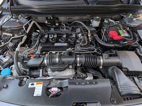Used 2018 Honda Accord Sport image 22