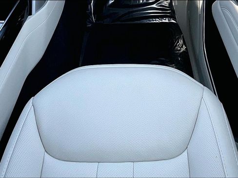 New 2026 Land Rover Range Rover SE AWD/4WD image 6