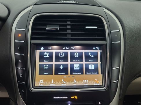 Used 2019 Lincoln Nautilus Reserve w/ Driver Assistance Package image 32