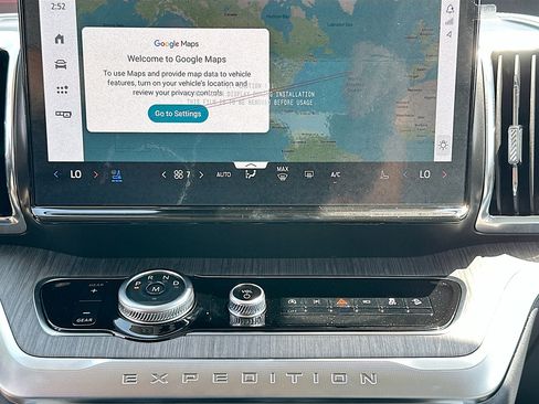 New 2026 Ford Expedition Max Platinum w/ Platinum Ultimate Package AWD/4WD image 11
