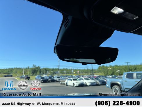 Used 2026 Chevrolet Traverse RS w/ LPO, Floor Liner Package AWD/4WD image 19