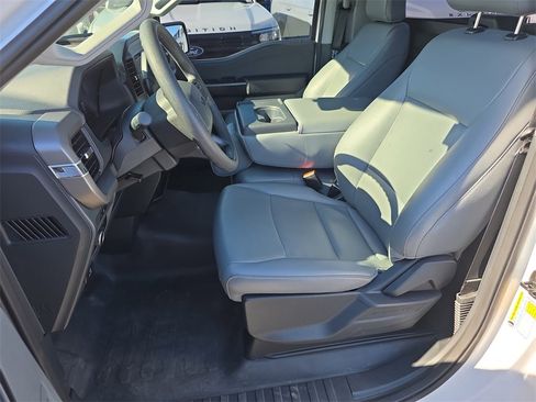 Used 2025 Ford F150 XL image 12