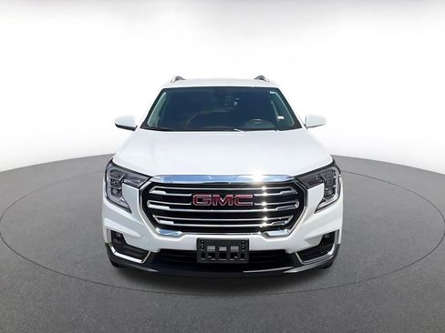 Used 2024 GMC Terrain SLT AWD/4WD image 5