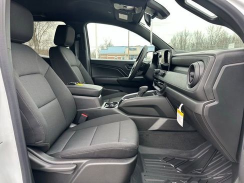 New 2026 Chevrolet Colorado W/T w/ WT Custom Package AWD/4WD image 9