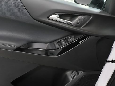 New 2026 Chevrolet Equinox LT FWD image 22