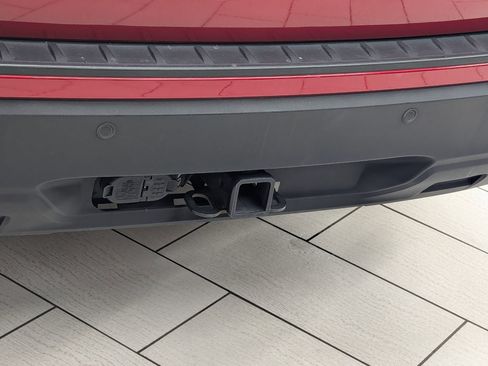 Certified 2023 Ford Explorer XLT w/ Class IV Trailer Tow Package image 35