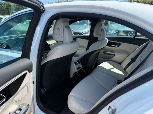 Used 2025 Mercedes-Benz C 300 Sedan image 16