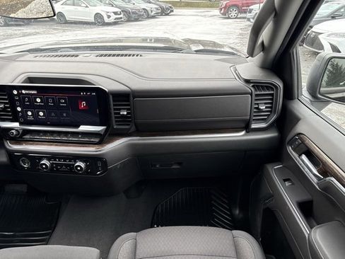 Used 2022 GMC Sierra 1500 Elevation image 26