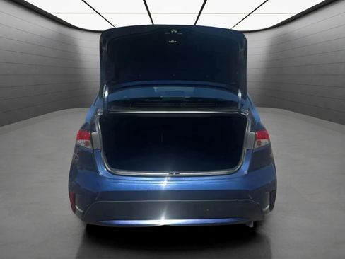 Used 2021 Toyota Corolla LE w/ Carpet Mat Package (TMS) FWD image 10