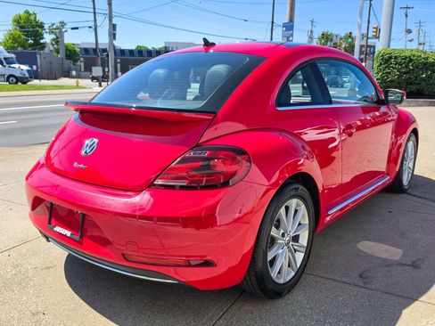 Used 2018 Volkswagen Beetle 2.0T SE FWD image 5