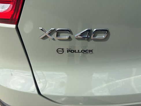 Certified 2023 Volvo XC40 B5 Ultimate AWD/4WD image 10