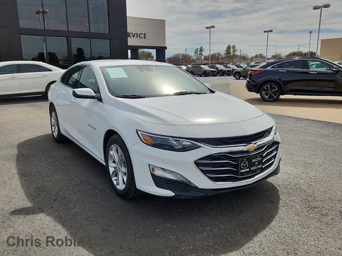 Used 2024 Chevrolet Malibu LT image 1