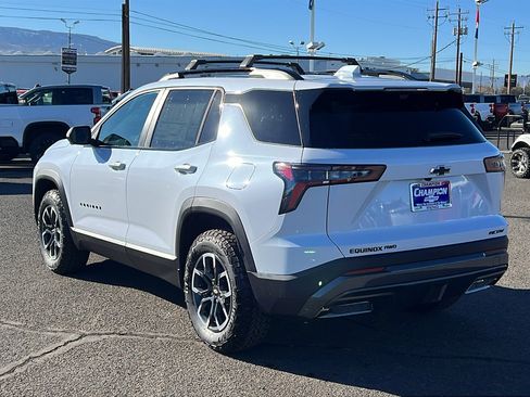 New 2026 Chevrolet Equinox ACTIV w/ Convenience Package III image 7