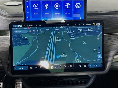 Used 2022 Rivian R1T Adventure image 21