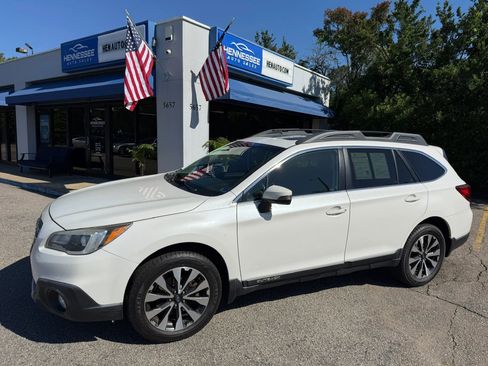 Used 2017 Subaru Outback 2.5i Limited AWD/4WD image 28