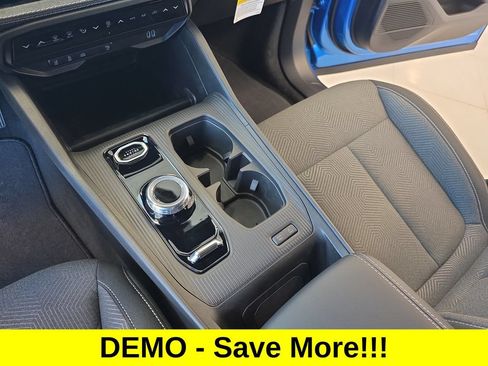 New 2026 Jeep Cherokee Laredo AWD/4WD image 19
