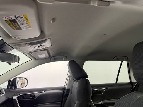 Used 2025 Toyota RAV4 LE FWD image 21