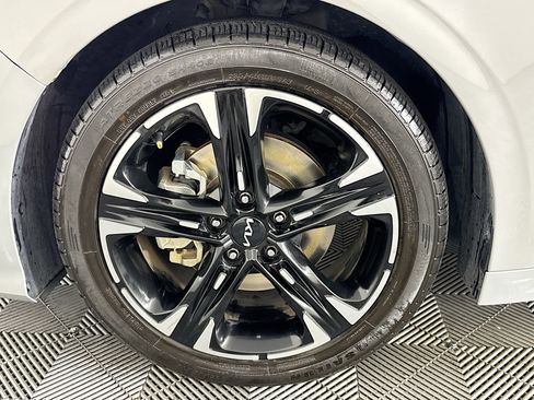 Used 2023 Kia K5 GT-Line image 37
