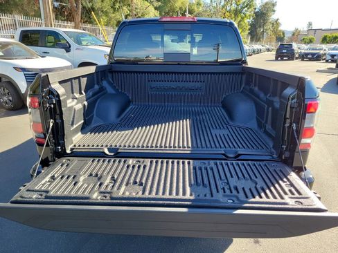 New 2026 Nissan Frontier SV w/ Tow Package AWD/4WD image 13