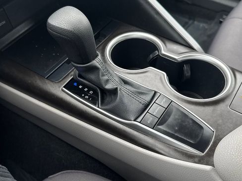 Used 2023 Toyota Camry LE image 25