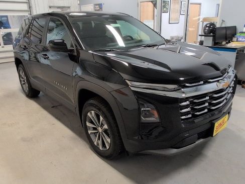 New 2026 Chevrolet Equinox LT w/ Convenience Package II image 7