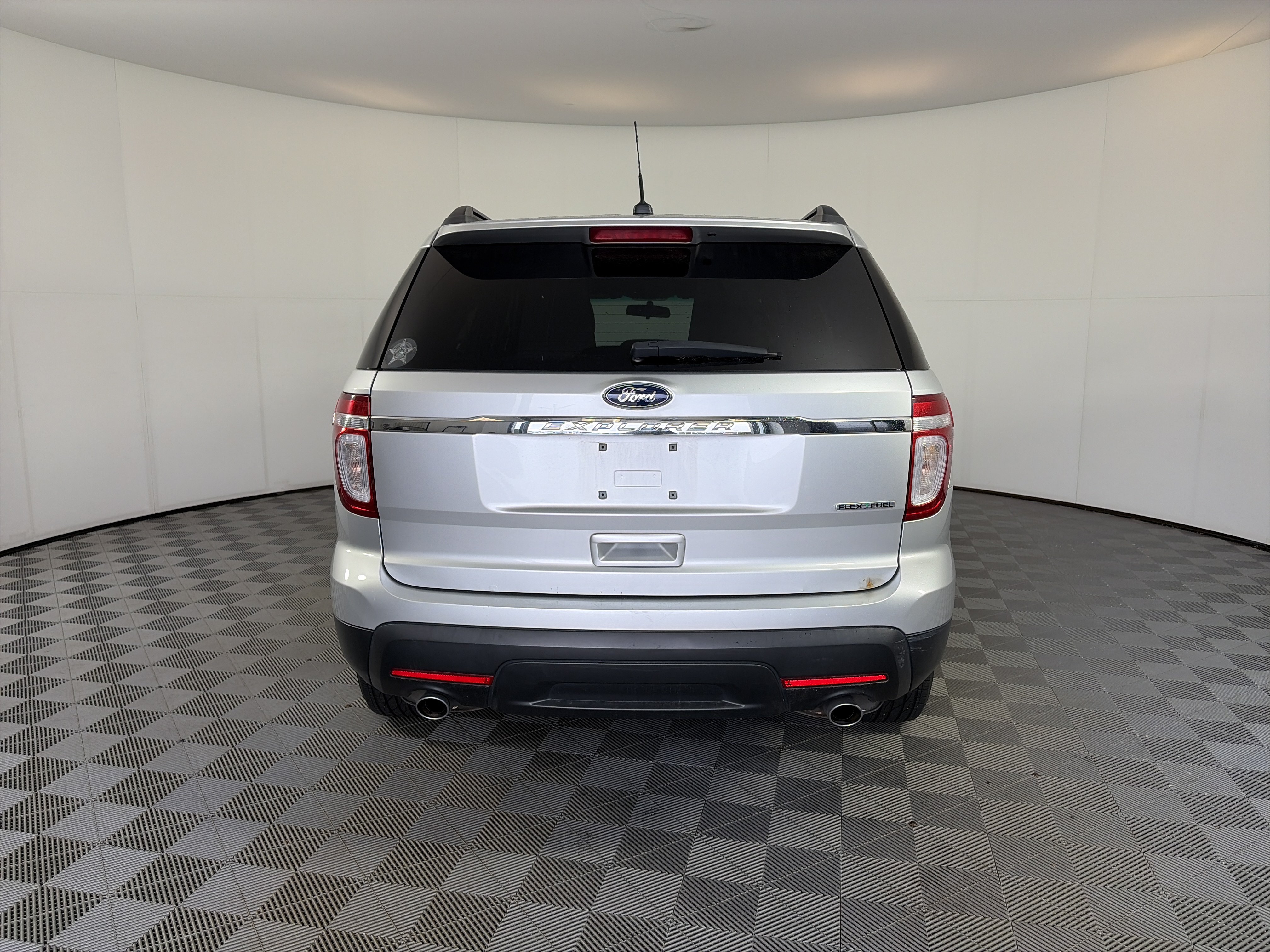 Used 2013 Ford Explorer FWD image 10