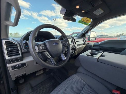 Used 2022 Ford F350 XLT w/ XLT Premium Package AWD/4WD image 22