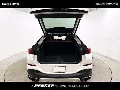 Used 2023 BMW X6 M50i w/ Executive Package image 14