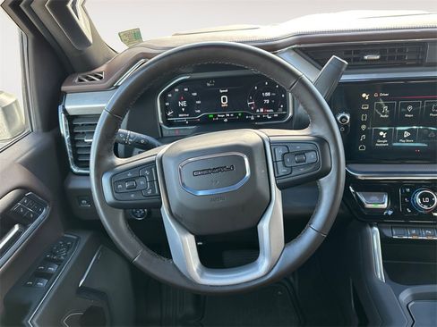 Used 2025 GMC Sierra 2500 Denali w/ Denali Reserve Package image 12