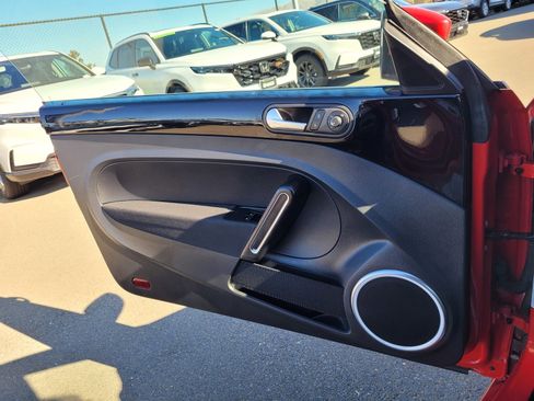 Used 2018 Volkswagen Beetle 2.0T S image 14