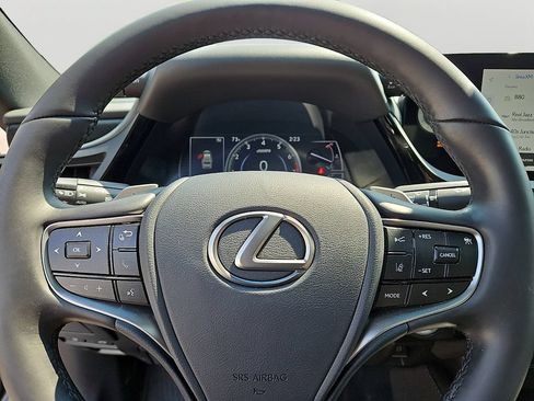 Used 2023 Lexus ES 350 w/ Premium Package FWD image 20