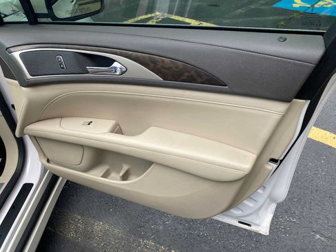 Used 2017 Lincoln MKZ Select FWD image 36
