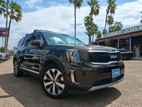 Used 2022 Kia Telluride EX w/ EX Premium Package FWD image 1