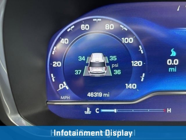 Used 2023 Chevrolet Tahoe Premier AWD/4WD image 28