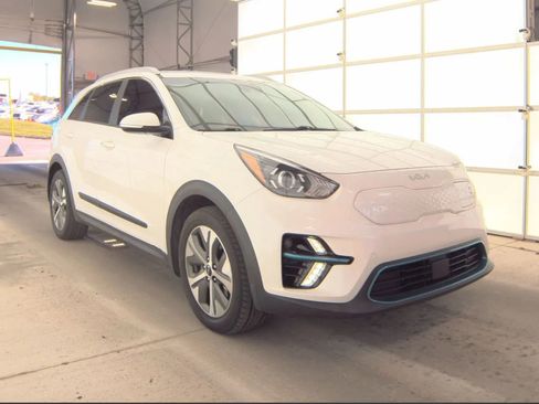 Used 2022 Kia Niro EX FWD image 4