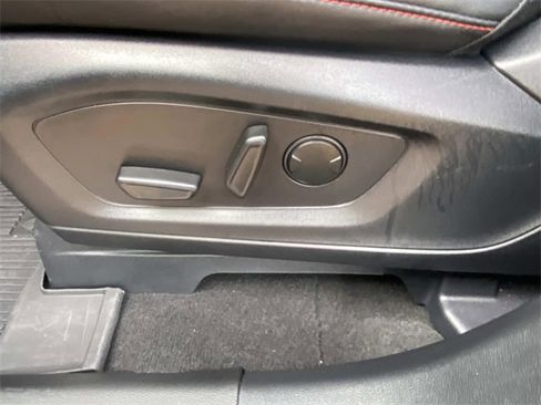 Used 2025 Ford Explorer ST-Line w/ Premium Package image 22