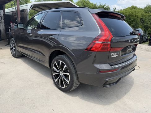 Used 2024 Volvo XC60 B5 Plus w/ Climate Package AWD/4WD image 2