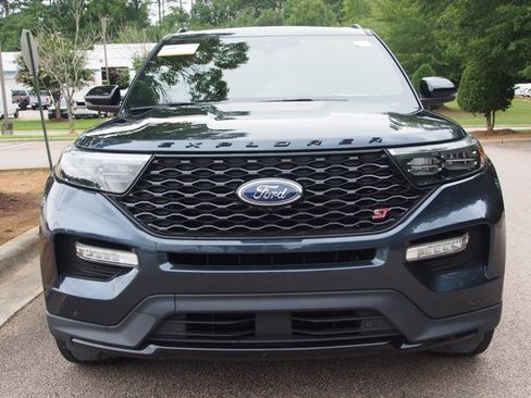 Certified 2024 Ford Explorer ST w/ Equipment Group 401A AWD/4WD image 2