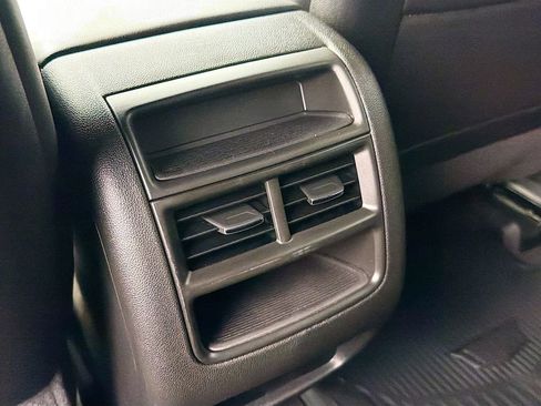 New 2026 Cadillac XT5 Luxury image 25