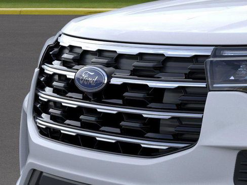 New 2026 Ford Explorer Active image 17