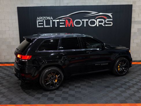 Used 2018 Jeep Grand Cherokee Trackhawk AWD/4WD image 14