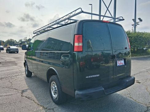 Used 2009 Chevrolet Express 3500 RWD image 7