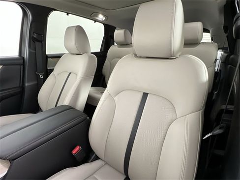 Certified 2025 MAZDA CX-90 Plug-In Hybrid w/Premium Sport image 13