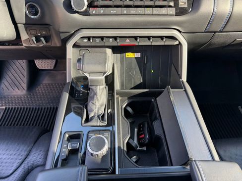 Used 2023 Toyota Tundra Platinum image 23